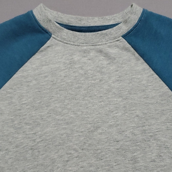 Sweatshirt - Picture 2 of 11